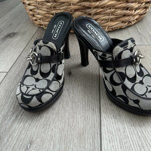 Authentic used coach shoes